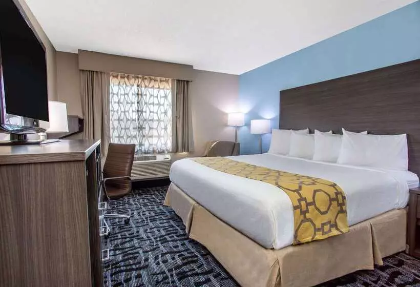 فندق على الطريق Baymont By Wyndham Joliet