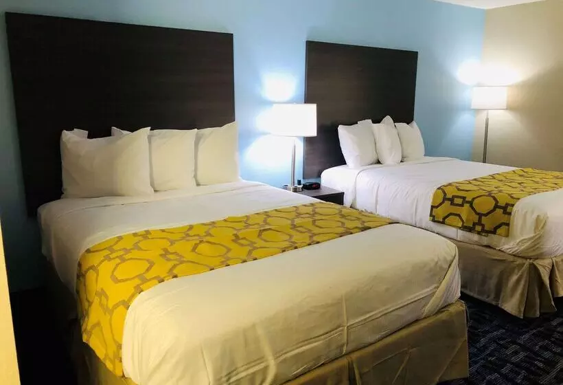 فندق على الطريق Baymont By Wyndham Joliet