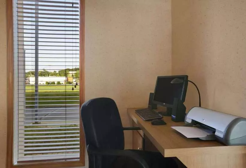 モーテル Super 8 By Wyndham Collinsville St. Louis