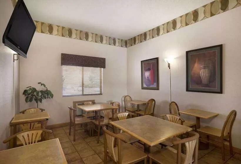 モーテル Super 8 By Wyndham Collinsville St. Louis