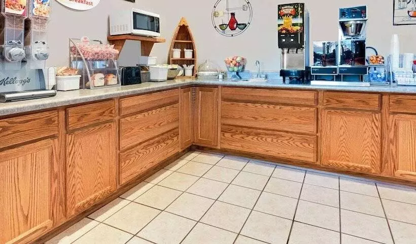 فندق على الطريق Super 8 By Wyndham Spearfish