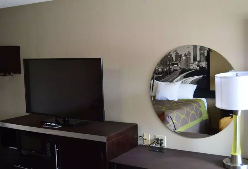 فندق على الطريق Super 8 By Wyndham Stockbridge