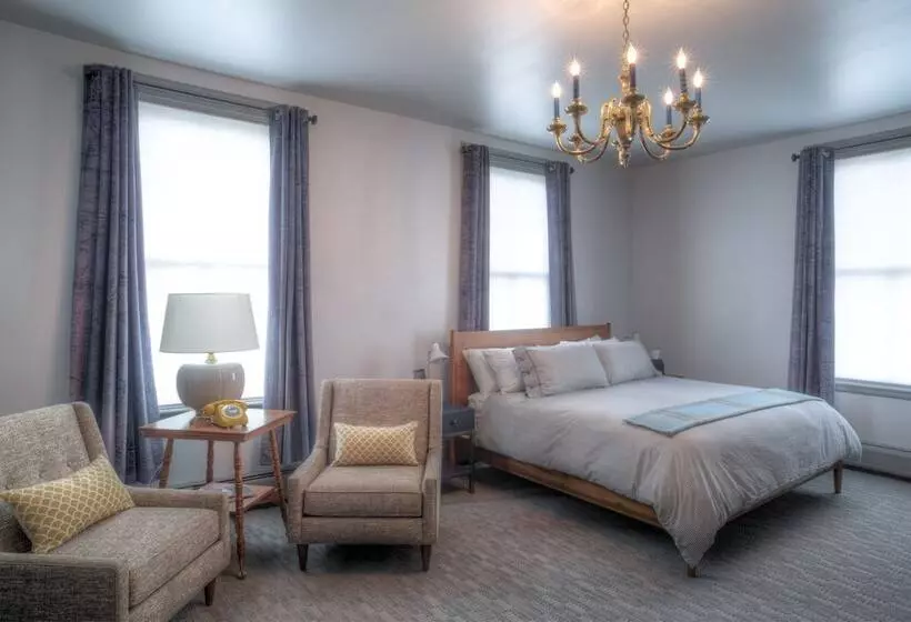 The Hotel Portsmouth Downtown