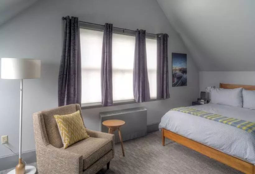 The Hotel Portsmouth Downtown