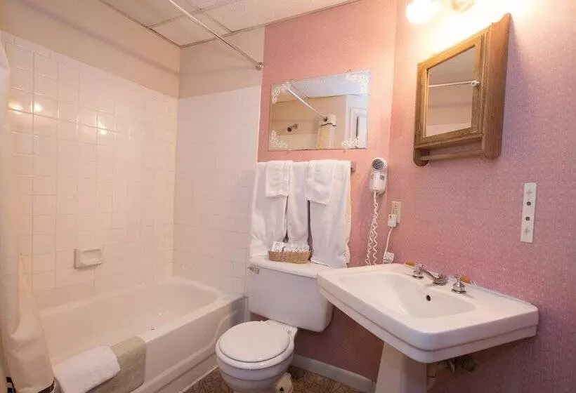 Biltmore Suites Hotel