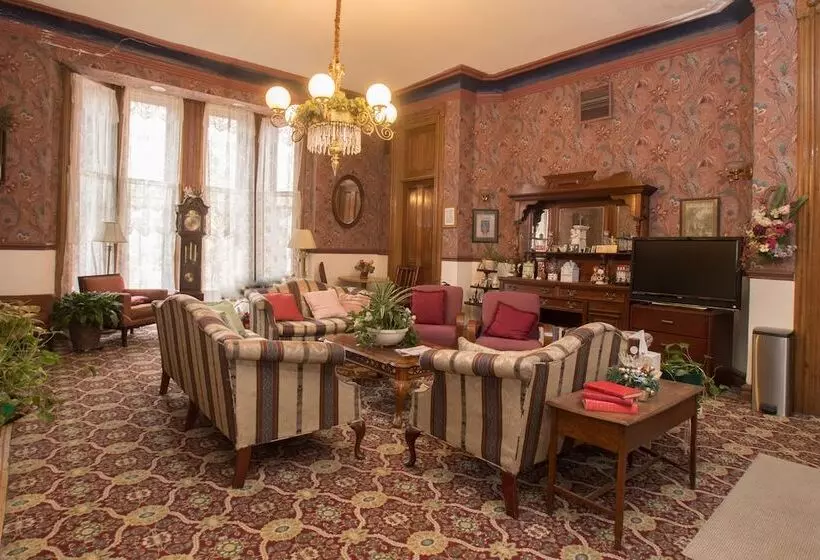 Biltmore Suites Hotel