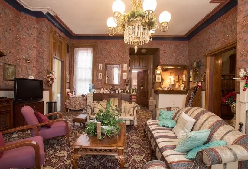 Biltmore Suites Hotel