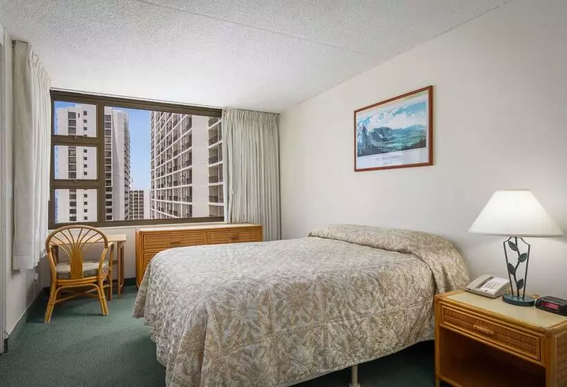 فندق Aston At The Waikiki Banyan