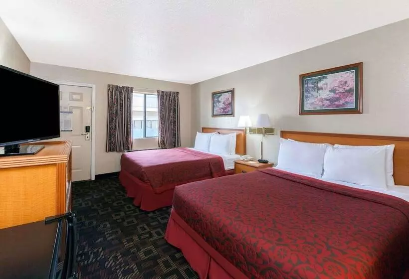 ホテル Days Inn By Wyndham Oklahoma City West