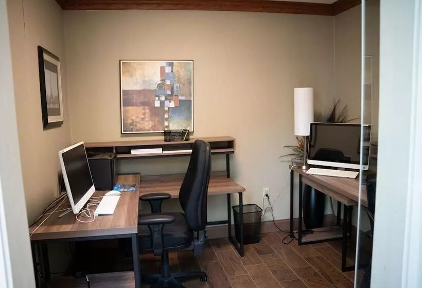 Delta Hotels By Marriott Toledo