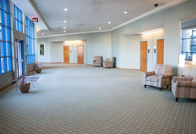 Delta Hotels By Marriott Toledo