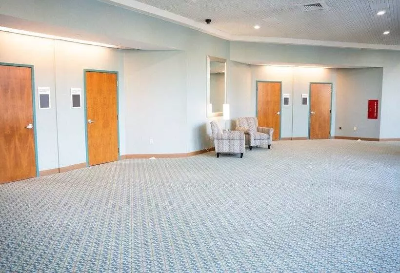 Delta Hotels By Marriott Toledo