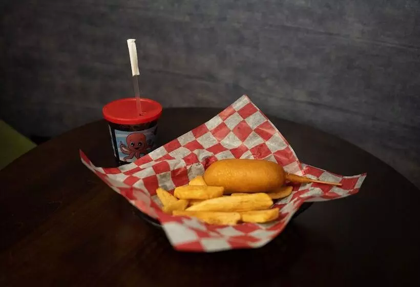 Delta Hotels By Marriott Toledo