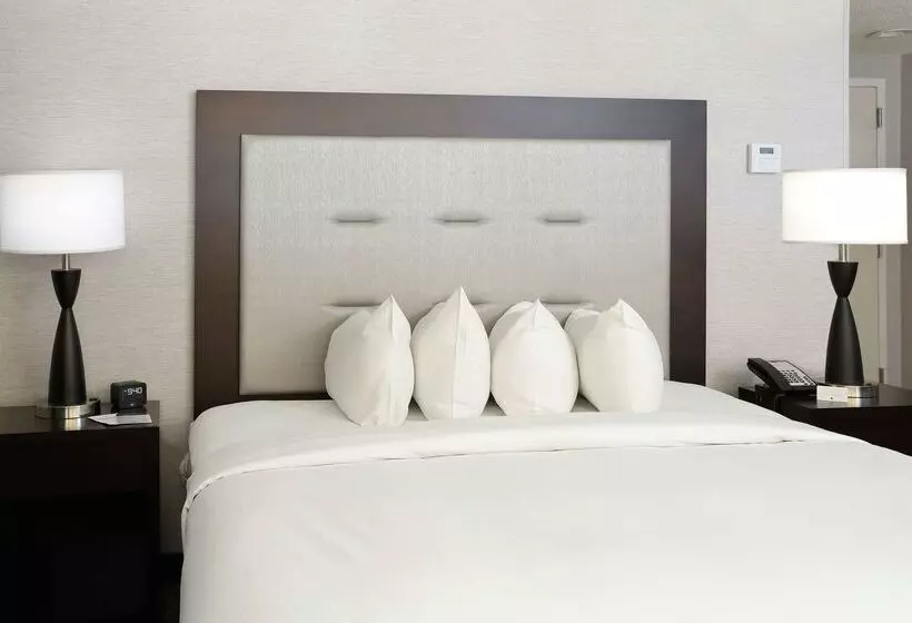 Doubletree By Hilton Hotel Boston   Westborough