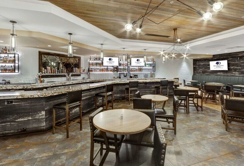 Doubletree By Hilton Hotel Wichita Airport