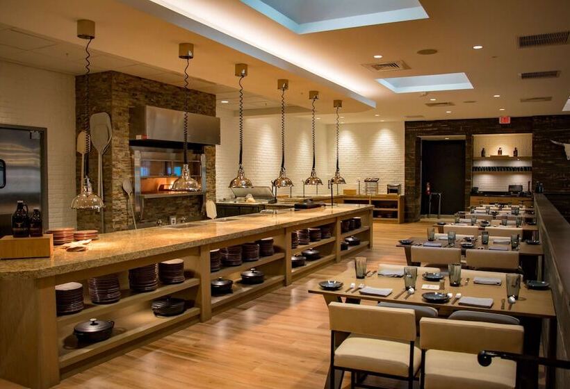 Doubletree By Hilton Hotel Wichita Airport