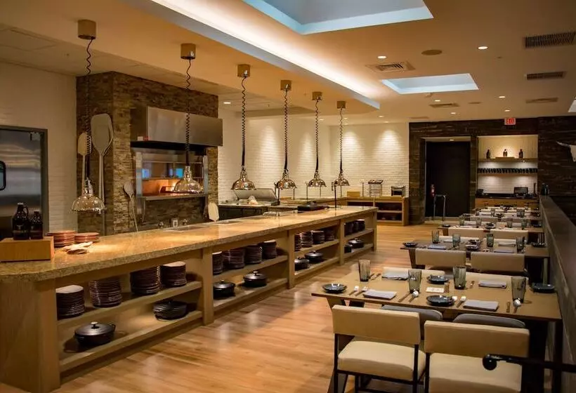 Doubletree By Hilton Hotel Wichita Airport