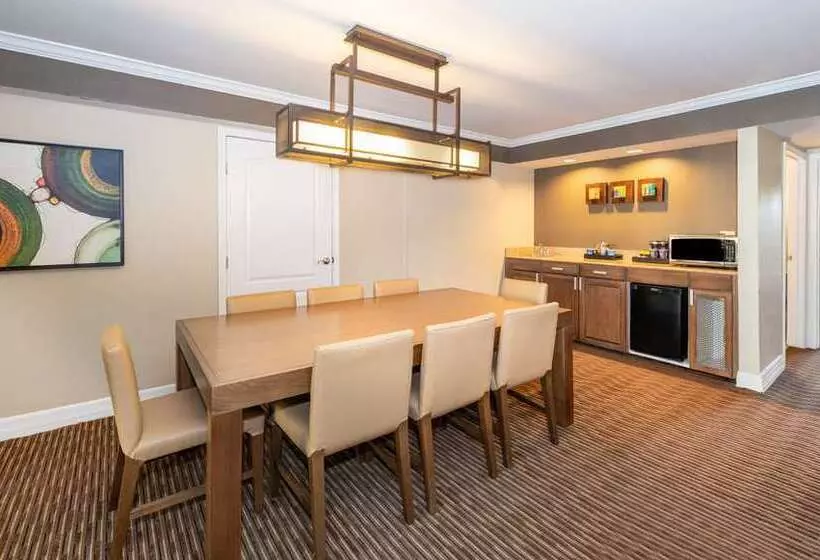 Отель Hilton Phoenix Resort At The Peak