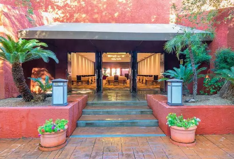 Отель Hilton Phoenix Resort At The Peak