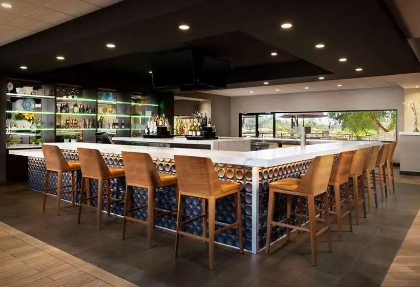 ホテル Hilton Tucson East