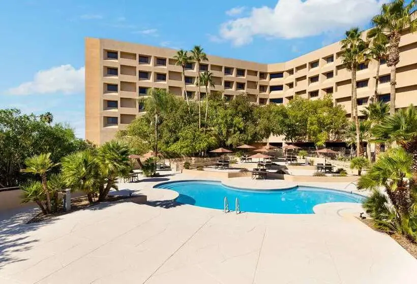 ホテル Hilton Tucson East