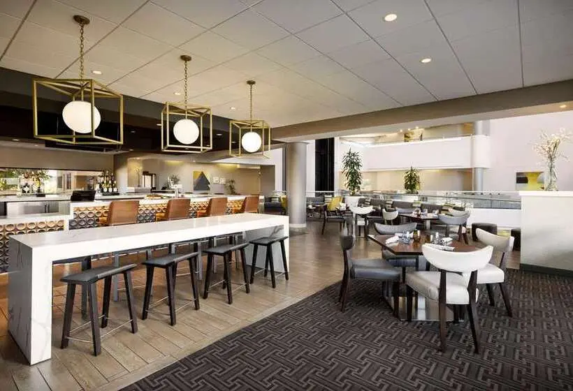 ホテル Hilton Tucson East