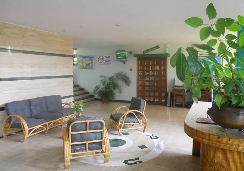 فندق Las Quince Letras