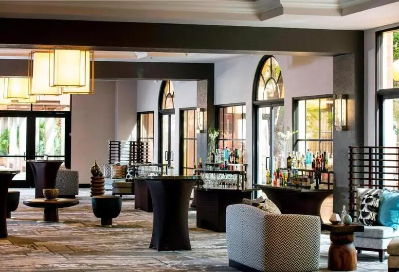 ホテル Renaissance Palm Springs