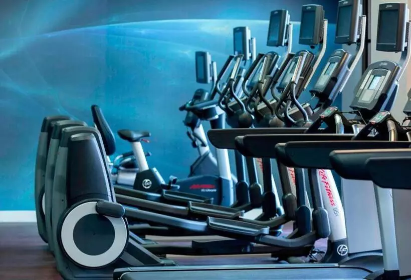 ホテル Renaissance Palm Springs