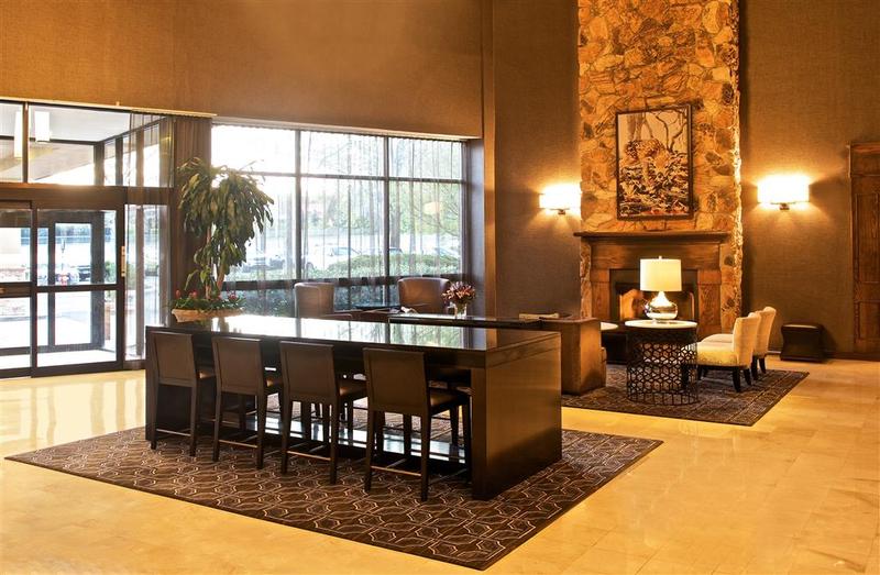 Отель Sheraton Bucks County Langhorne