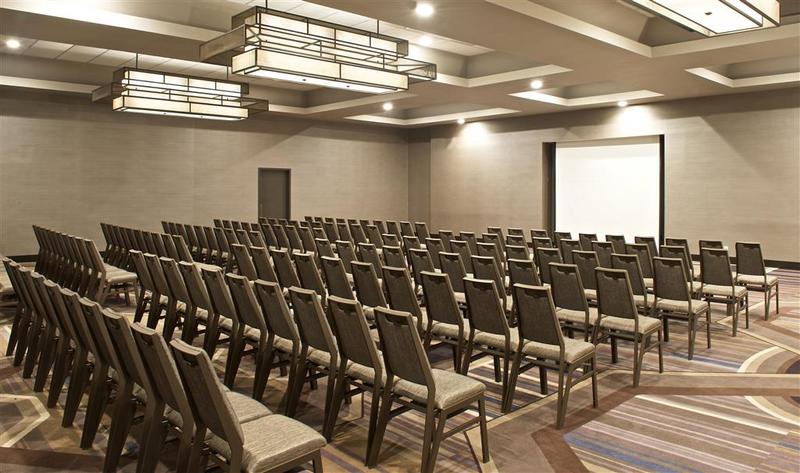 Отель Sheraton Bucks County Langhorne