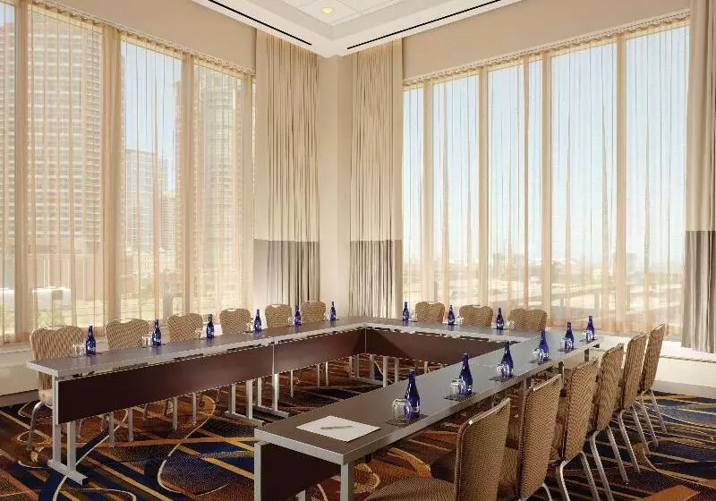 فندق Swissôtel Chicago