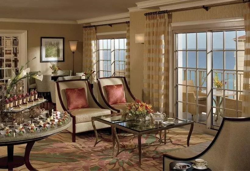 فندق The Ritzcarlton, Naples