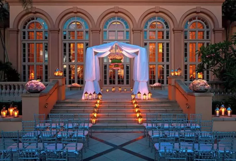 فندق The Ritzcarlton, Naples