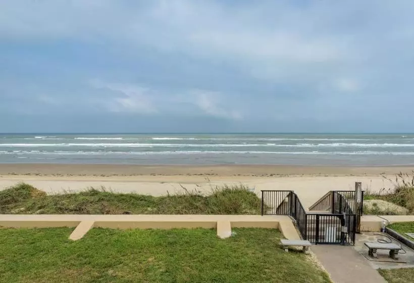 Hotelli Tiki 230  Beach Please