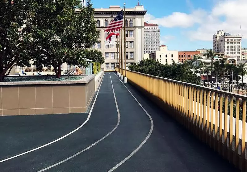 Отель The Westgate