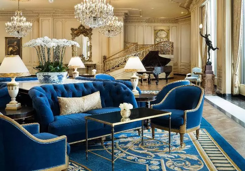 Отель The Westgate