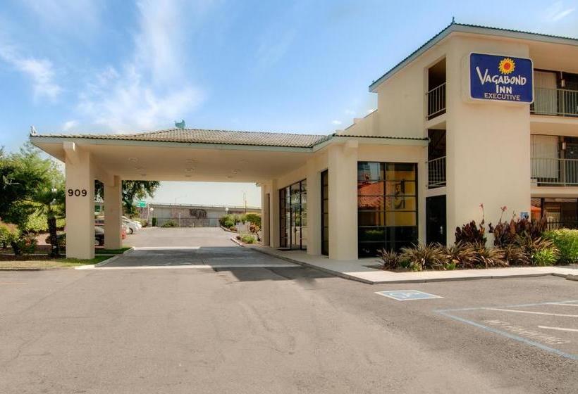 هتل Vagabond Inn Executive Old Town