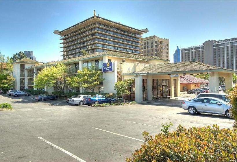 هتل Vagabond Inn Executive Old Town