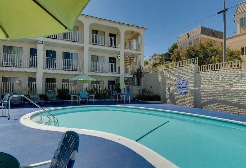 Отель Vagabond Inn San Pedro