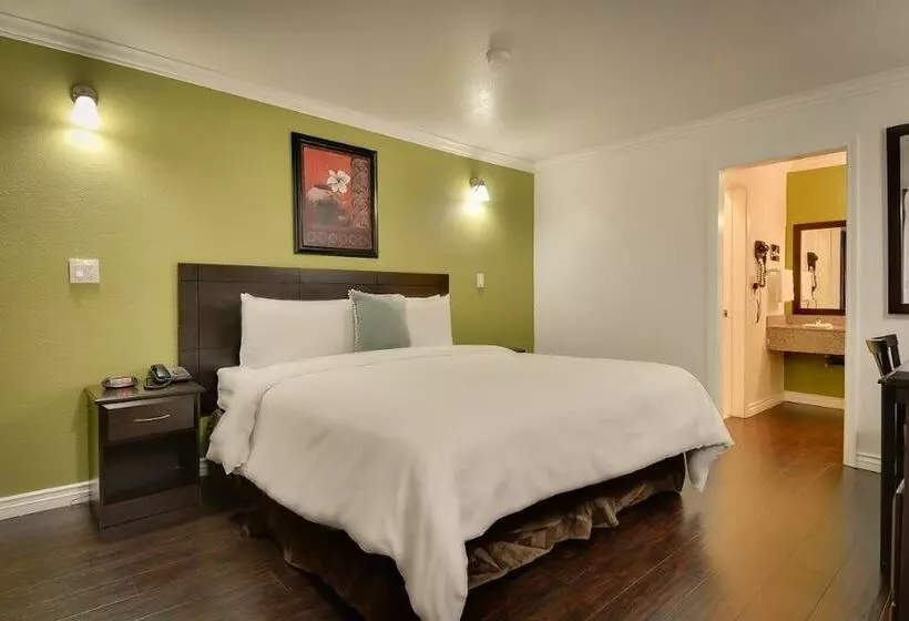 בית מלון כפרי Vagabond Inn San Pedro