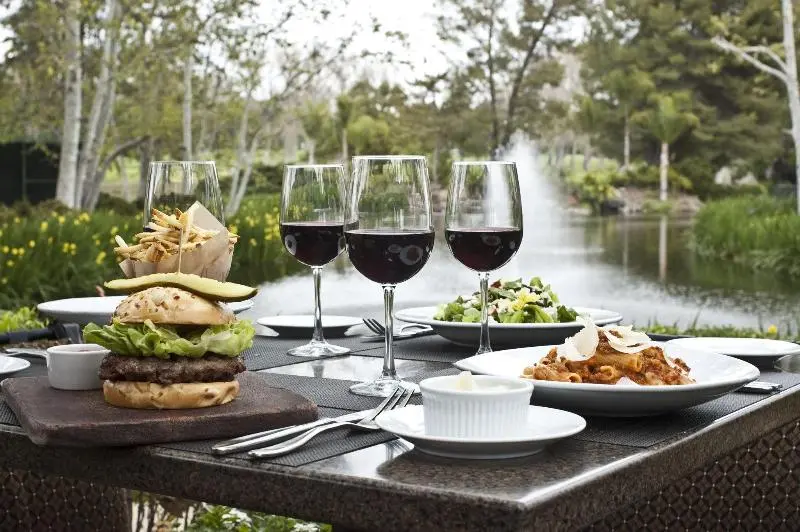 ホテル Westlake Village Inn