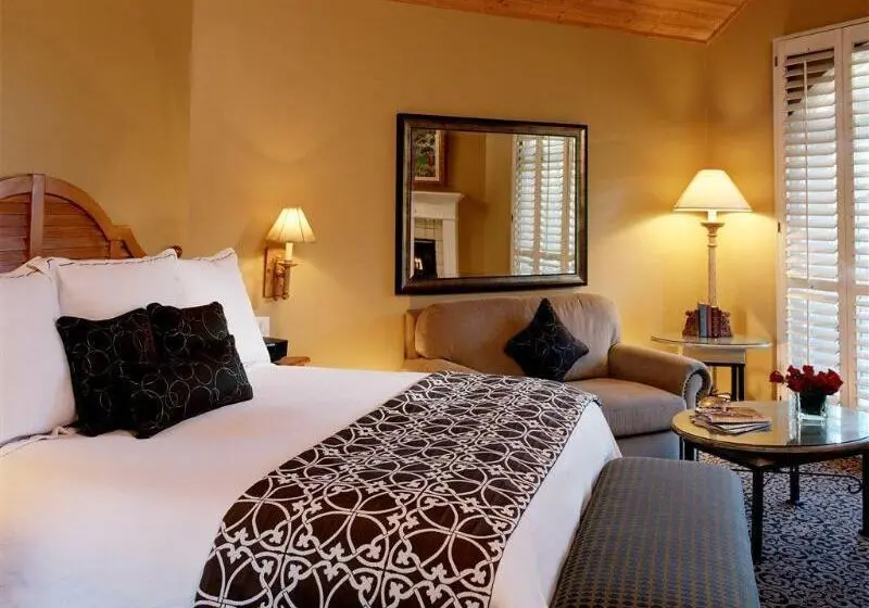 ホテル Westlake Village Inn