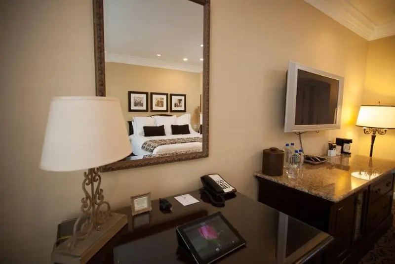 ホテル Westlake Village Inn