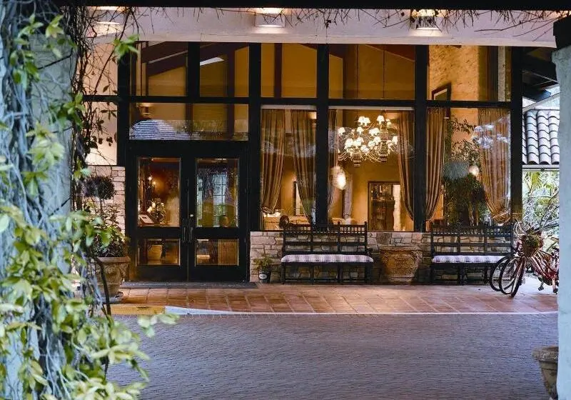 ホテル Westlake Village Inn