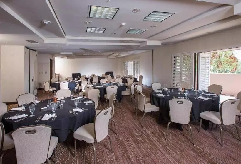 Phoenix Marriott Resort Tempe At The Buttes