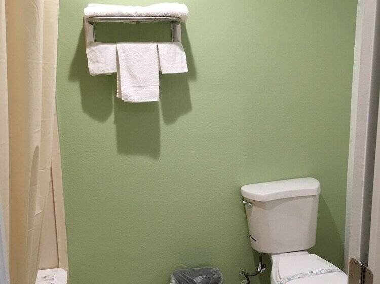 فندق على الطريق American Inn & Suites Lax