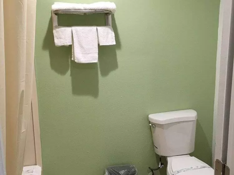 فندق على الطريق American Inn & Suites Lax