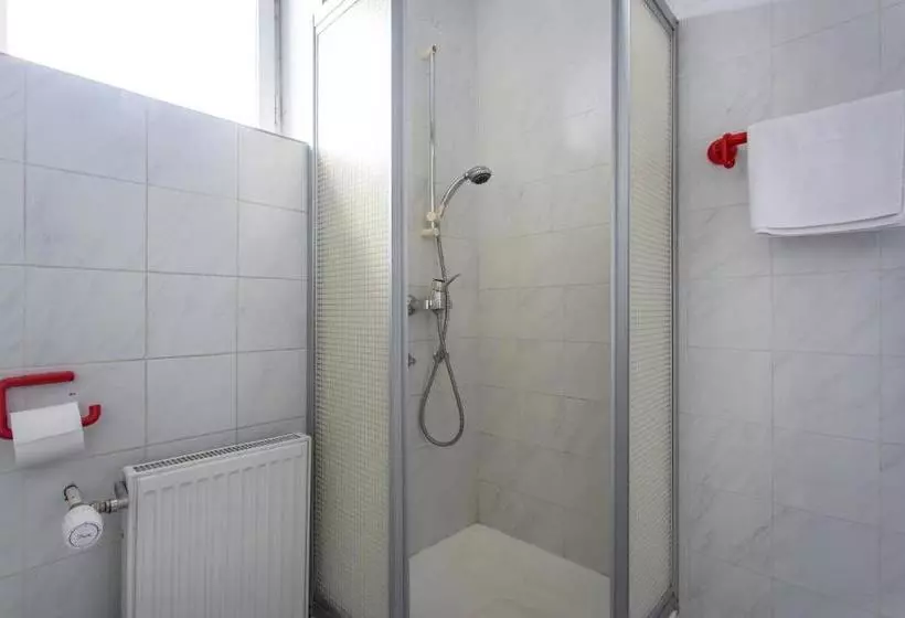 Hotel Alma & Castle Hrib