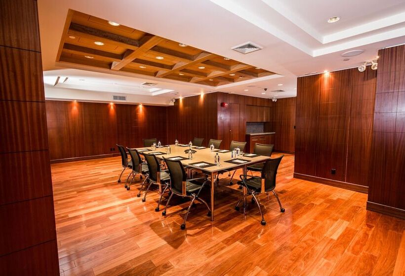 酒店 The Belvedere